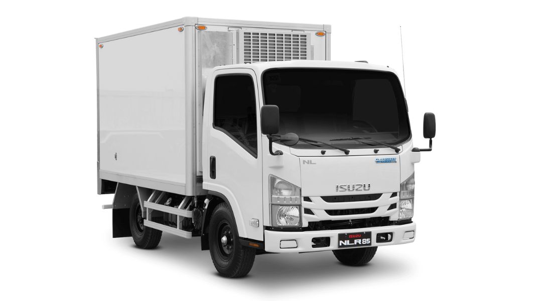 Isuzu NLR85E (4-wheeler)